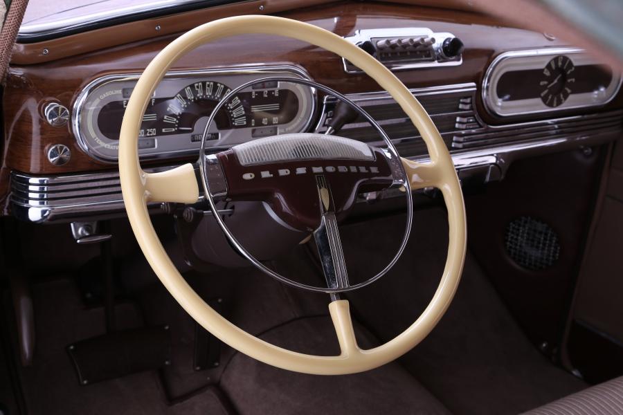 Торпедо Oldsmobile Derelict Coupe by ICON 2016 года  (фото 22 из 30)